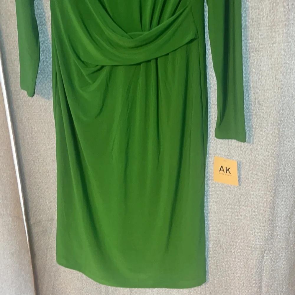 NWT ANN KLEIN GREEN DRESS ✅✅✅ - Picture 3 of 4